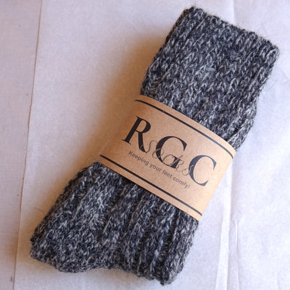 natural wool dark grey and white mesgla socks