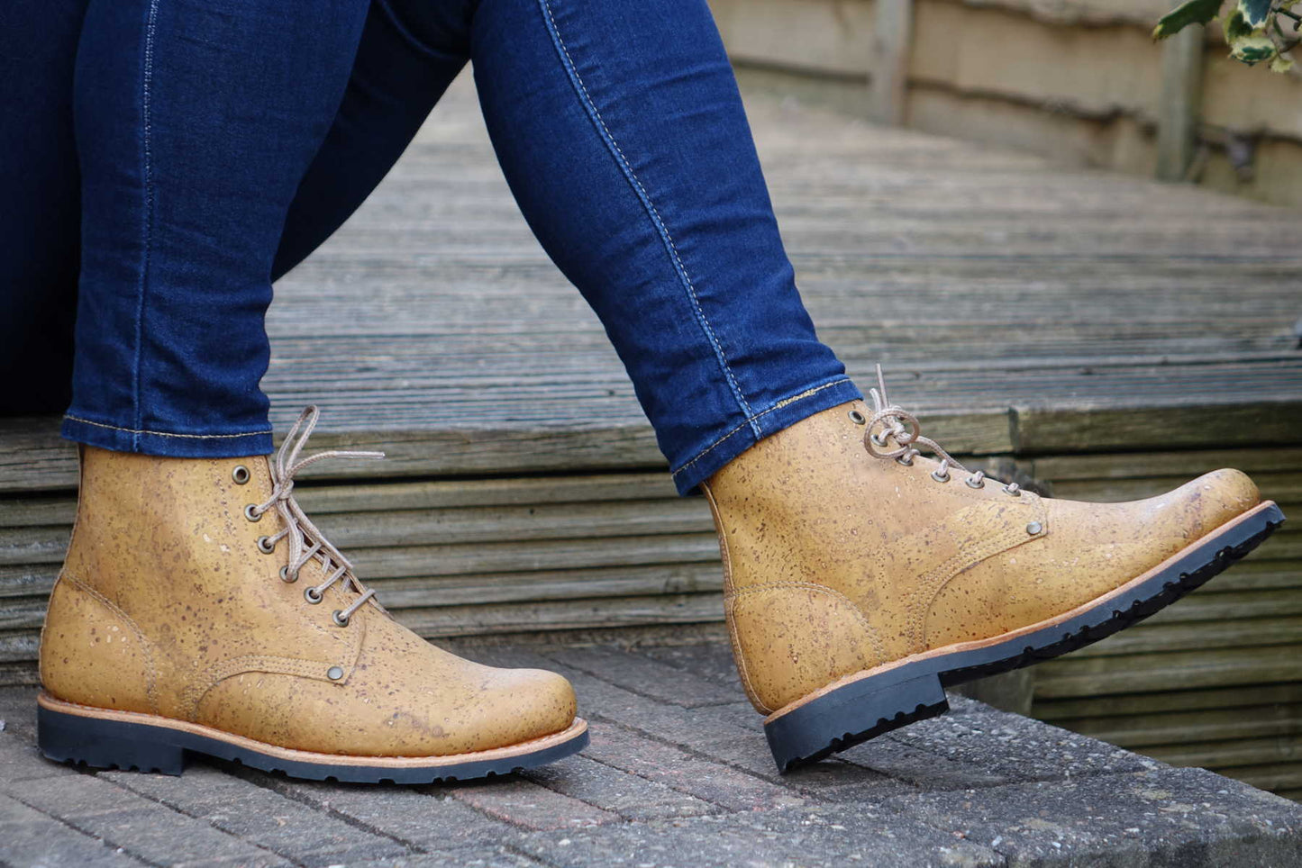 Everest Cork Lace-up Boots - Yellow By The Mountain