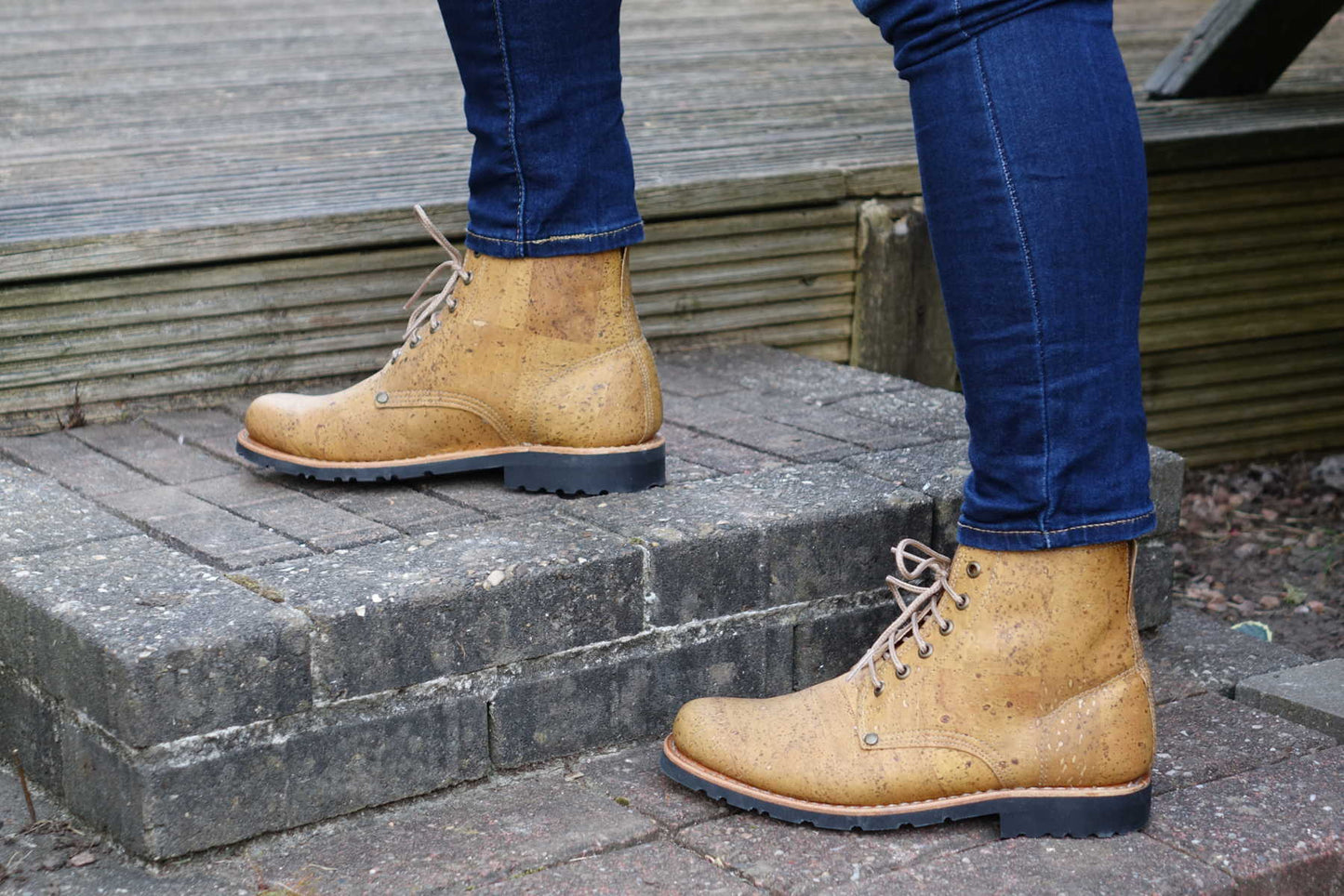 Everest Cork Lace-up Boots - Yellow By The Mountain