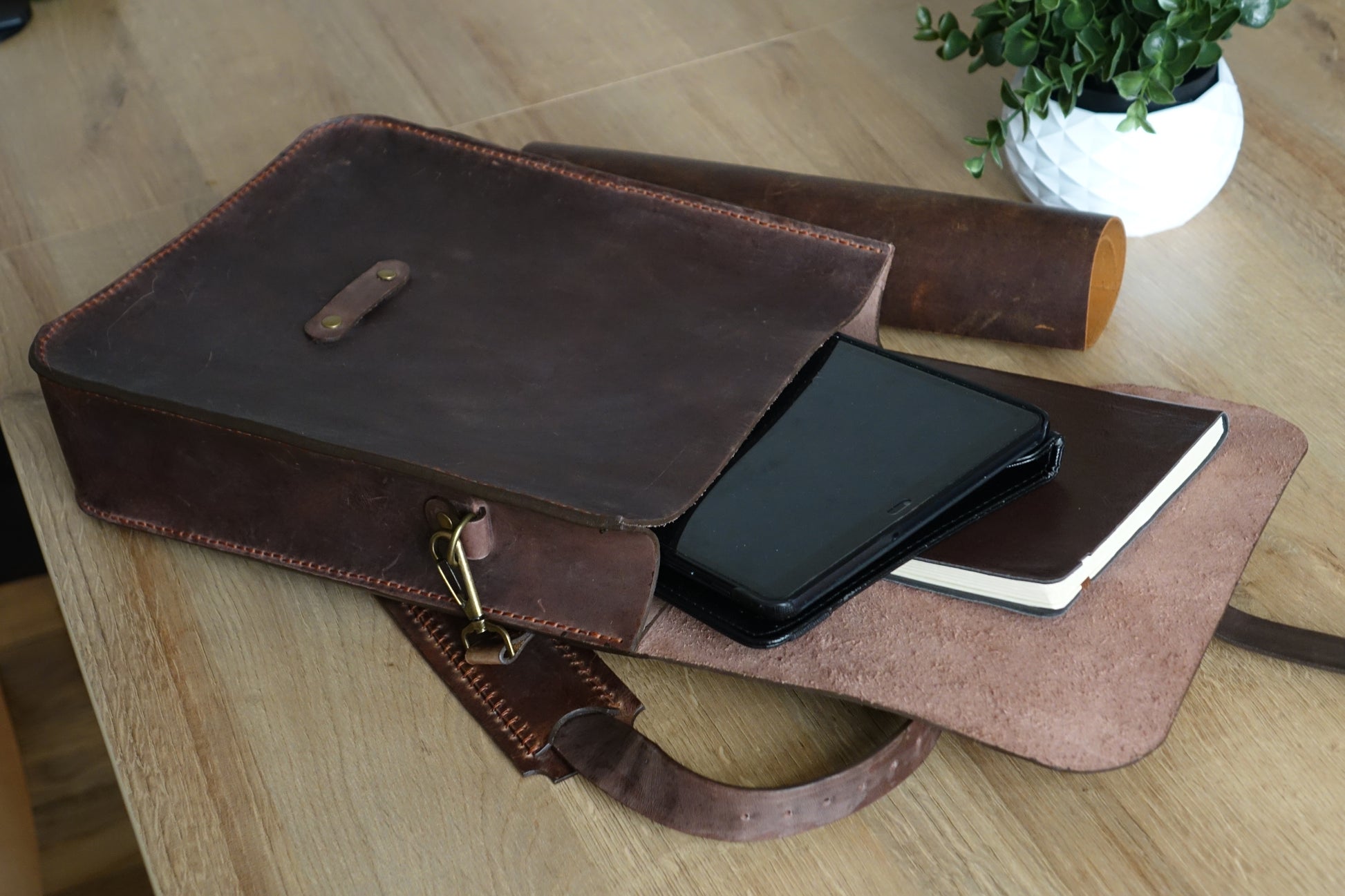 Full-Grain Leather Pouch