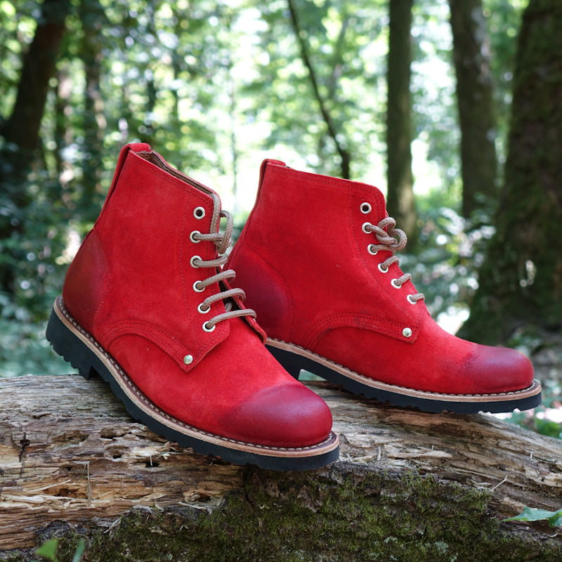 Red suede lace sales up boots