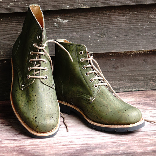 Everest Cork Lace-up Boots - Jungle Green By The Mountain