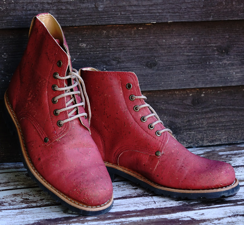 Everest Cork Lace-up Boots - Reddish Pink By The Mountain