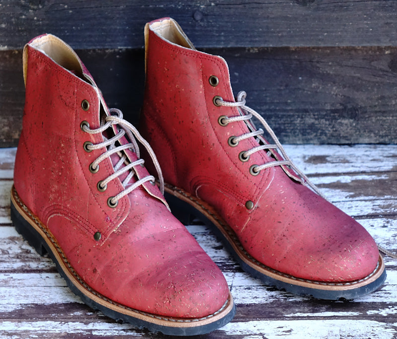Everest Cork Lace-up Boots - Reddish Pink By The Mountain
