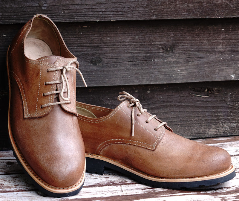 Annapurna Leather Lace-up Shoes - Natural By The Mountain